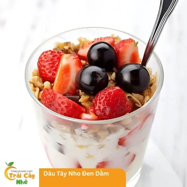 Dâu Tây Nho Đen Dầm
